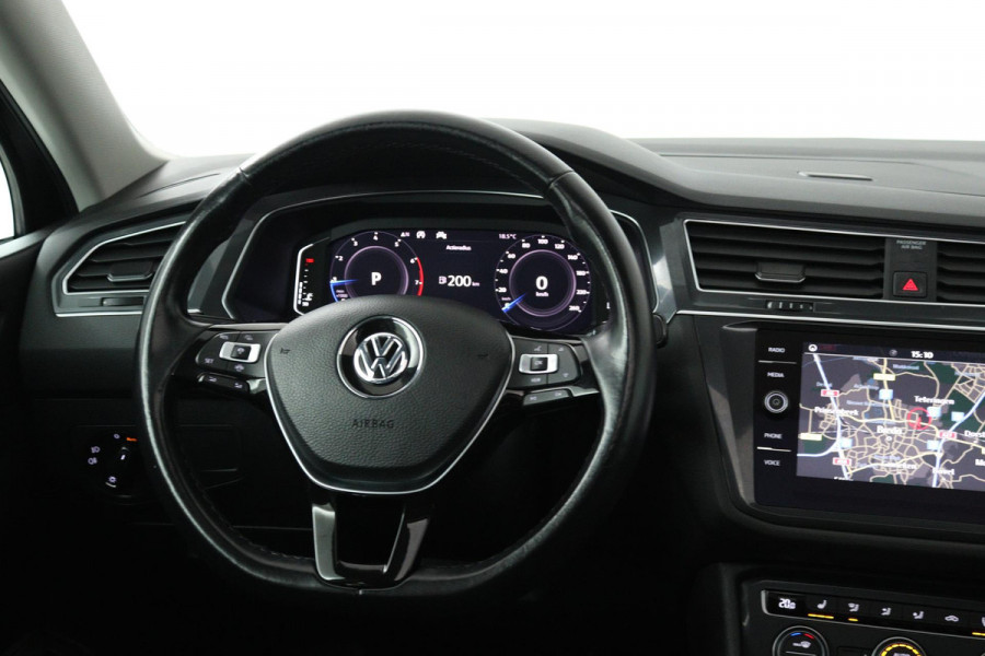 Volkswagen Tiguan Allspace 1.5 TSI Comfortline Business 7p. (PANORAMADAK, DIGITALE COCKPIT, CAMERA, AUTOMAAT)