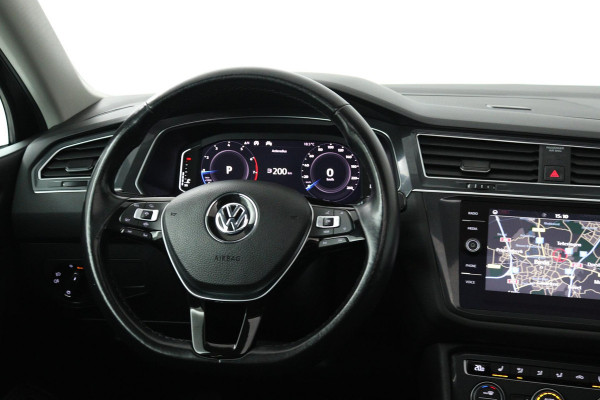 Volkswagen Tiguan Allspace 1.5 TSI Comfortline Business 7p. (PANORAMADAK, DIGITALE COCKPIT, CAMERA, AUTOMAAT)
