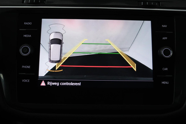 Volkswagen Tiguan Allspace 1.5 TSI Comfortline Business 7p. (PANORAMADAK, DIGITALE COCKPIT, CAMERA, AUTOMAAT)