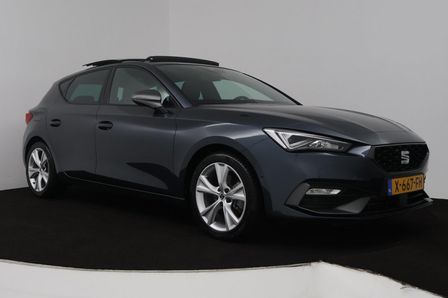 Seat Leon 1.0 eTSI FR Business Intense (PANORAMADAK, TREKHAAK, SFEERVERLICHTING, CAMERA, CARPLAY. CRUISE CONTROL ADAPTIEF)