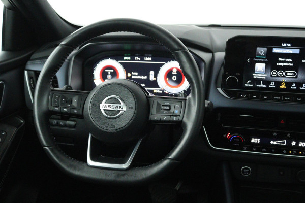 Nissan QASHQAI 1.3 MHEV Xtronic Tekna Plus (PANORAMADAK, TREKHAAK, DIGITALE COCKPIT, CAMERA, STOELVERWARMING, ELEKTR STOELEN)