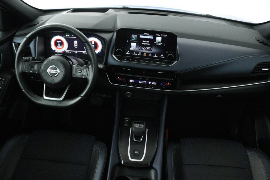 Nissan QASHQAI 1.3 MHEV Xtronic Tekna Plus (PANORAMADAK, TREKHAAK, DIGITALE COCKPIT, CAMERA, STOELVERWARMING, ELEKTR STOELEN)