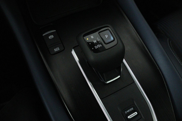 Nissan QASHQAI 1.3 MHEV Xtronic Tekna Plus (PANORAMADAK, TREKHAAK, DIGITALE COCKPIT, CAMERA, STOELVERWARMING, ELEKTR STOELEN)