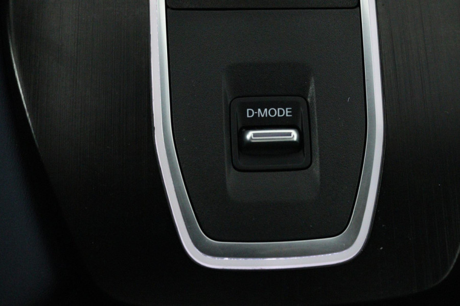 Nissan QASHQAI 1.3 MHEV Xtronic Tekna Plus (PANORAMADAK, TREKHAAK, DIGITALE COCKPIT, CAMERA, STOELVERWARMING, ELEKTR STOELEN)