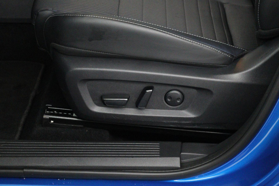 Nissan QASHQAI 1.3 MHEV Xtronic Tekna Plus (PANORAMADAK, TREKHAAK, DIGITALE COCKPIT, CAMERA, STOELVERWARMING, ELEKTR STOELEN)