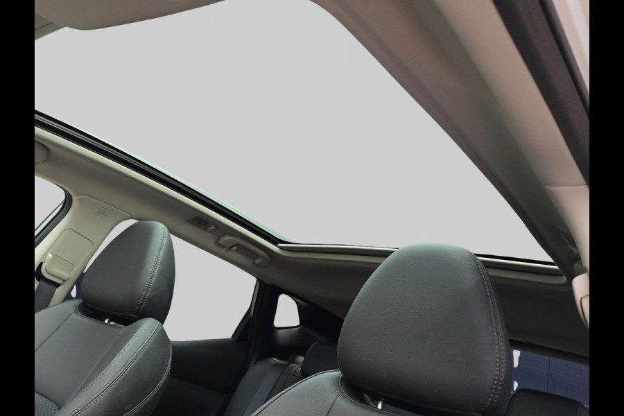 Nissan QASHQAI 1.2 Tekna | halfleder | panoramadak | stoelverwarming | LED | 19" velgen |