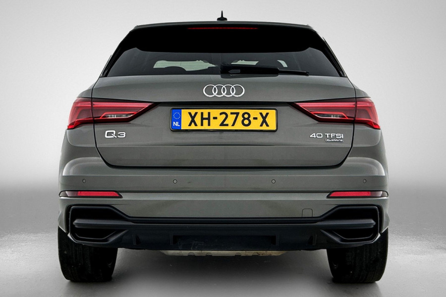 Audi Q3 40 TFSI quattro S Line(NL-auto, Dealer OnderH, Carplay, Digitale Dash, Parkeersensoren V+A, Etc) Audi Q3 40 TFSI quattro S Line(NL-auto, Dealer OnderH, Carplay, Digitale Dash, Parkeersensoren V+A, Etc)