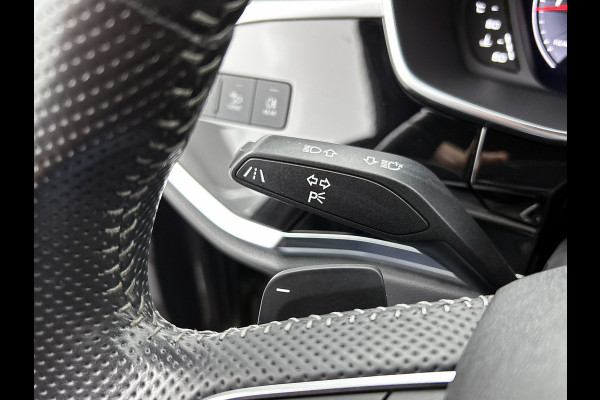 Audi Q3 40 TFSI quattro S Line(NL-auto, Dealer OnderH, Carplay, Digitale Dash, Parkeersensoren V+A, Etc) Audi Q3 40 TFSI quattro S Line(NL-auto, Dealer OnderH, Carplay, Digitale Dash, Parkeersensoren V+A, Etc)