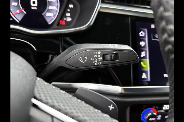 Audi Q3 40 TFSI quattro S Line(NL-auto, Dealer OnderH, Carplay, Digitale Dash, Parkeersensoren V+A, Etc) Audi Q3 40 TFSI quattro S Line(NL-auto, Dealer OnderH, Carplay, Digitale Dash, Parkeersensoren V+A, Etc)