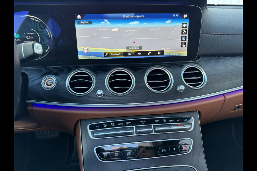 Mercedes-Benz E-Klasse 300 de 4MATIC Avantgarde Mercedes-Benz E-Klasse 300 de 4MATIC Avantgarde