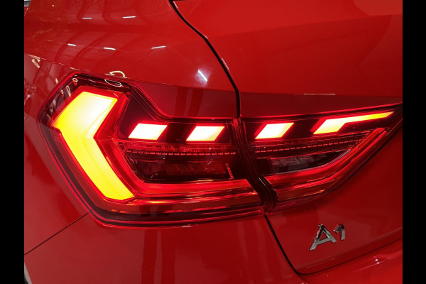Audi A1 Sportback 25 TFSI Pro Line Garantie Carplay StoelVW Led Cruise Clima Navi Dab PDC Keyless Rijklaar