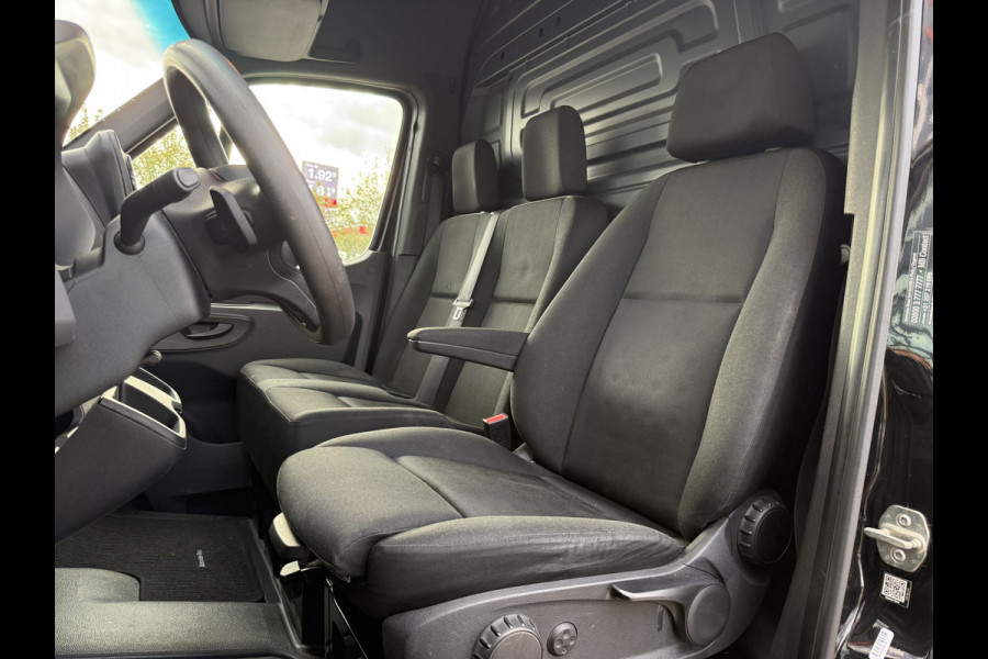 Mercedes-Benz Sprinter 316 2.2 CDI L2H2 | NL-auto | 3.5T trekhaak | Carplay | Camera | Cruisec. Mercedes-Benz Sprinter 316 2.2 CDI L2H2 | NL-auto | 3.5T trekhaak | Carplay | Camera | Cruisec.