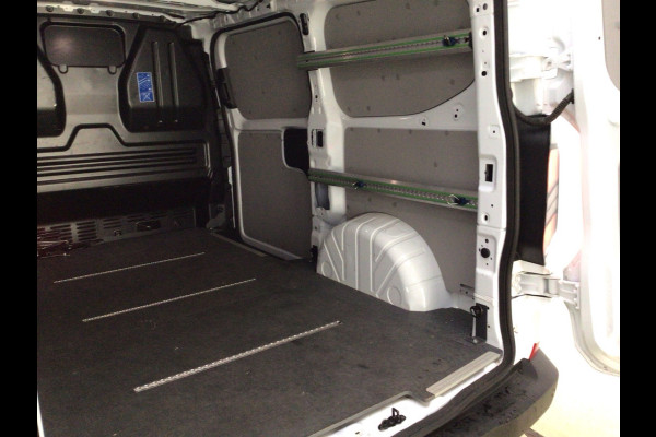 Ford Transit Custom 320 2.0 136 pk TDCI L1H1 Trend Fab.Gar. tot 09-2028 Adaptive Cruise Control, Navigatie, Camera, PDC V+A Ford Transit Custom 320 2.0 136 pk TDCI L1H1 Trend Fab.Gar. tot 09-2028 Adaptive Cruise Control, Navigatie, Camera, PDC V+A