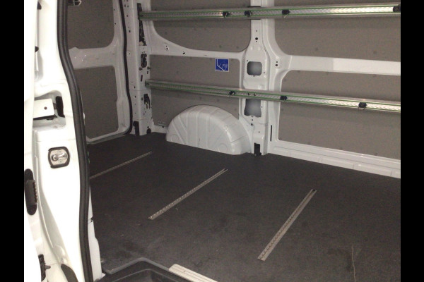 Ford Transit Custom 320 2.0 136 pk TDCI L1H1 Trend Fab.Gar. tot 09-2028 Adaptive Cruise Control, Navigatie, Camera, PDC V+A Ford Transit Custom 320 2.0 136 pk TDCI L1H1 Trend Fab.Gar. tot 09-2028 Adaptive Cruise Control, Navigatie, Camera, PDC V+A