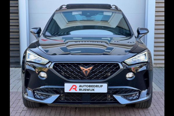 CUPRA Formentor 1.4 e-Hybrid VZ Copper Edition Pano/Matrix/Camera CUPRA Formentor 1.4 e-Hybrid VZ Copper Edition Pano/Matrix/Camera