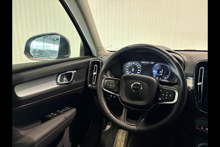 Volvo XC40 T4 Recharge Inscription Keyless CruiseControl Navigatie 211pk Volvo XC40 T4 Recharge Inscription Keyless CruiseControl Navigatie 211pk