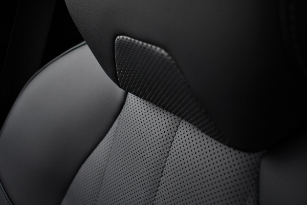 BMW 5 Serie Touring 520i M-Sport Pano Trekh B&W 21inch ACC 360 HUD Stoelventilatie Brooklyngrau