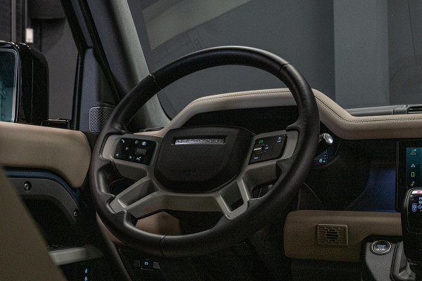 Land Rover Defender 110 2.0 P400e 110 SE *Meridian / Luchtvering / Panorama / Surround-view / Memory * Land Rover Defender 110 2.0 P400e 110 SE *Meridian / Luchtvering / Panorama / Surround-view / Memory *