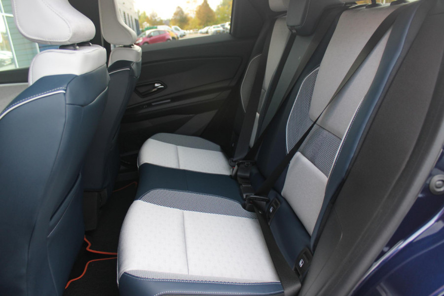 Renault 5 150PK COMFORT RANGE ROLAND-GARROS 52 kWh | NAVIGATIE SYSTEEM MET GOOGLE INTERGRATIE | HARMAN KARDON PREMIUM AUDIO | FULL LED KOPLAMPEN MET MICRO-OPTICS EN FRANSE VLAG | 10"R-LINK MULTIMEDIA | 18"GRONO LICHTMETALEN VELGEN | TWO-TONE CAROSSERIE KLEUR I.C.M. WARM TITANIUM DAKLIJSTEN | ELEKTRISCH VERWARMDE VOOR STOELEN / STUUR | BESTUURDERSSTOEL MET ELEKTRISCH VERSTELBARE LENDESTEUN | AUTOMATISCH INPARKEREN | FLANK GUARD PROTECTION | ADAPTIEVE CRUISE CONTROL MET STOP & GO | ACHTERUITRIJCAMERA | PRIVATIE GLASS | SFEERVERLICHTING IN DIVERSE KLEUREN | Renault 5 150PK COMFORT RANGE ROLAND-GARROS 52 kWh | NAVIGATIE SYSTEEM MET GOOGLE INTERGRATIE | HARMAN KARDON PREMIUM AUDIO | FULL LED KOPLAMPEN MET MICRO-OPTICS EN FRANSE VLAG | 10"R-LINK MULTIMEDIA | 18"GRONO LICHTMETALEN VELGEN | TWO-TONE CAROSSERIE KLEUR I.C.M. WARM TITANIUM DAKLIJSTEN | ELEKTRISCH VERWARMDE VOOR STOELEN / STUUR | BESTUURDERSSTOEL MET ELEKTRISCH VERSTELBARE LENDESTEUN | AUTOMATISCH INPARKEREN | FLANK GUARD PROTECTION | ADAPTIEVE CRUISE CONTROL MET STOP & GO | ACHTERUITRIJCAMERA | PRIVATIE GLASS | SFEERVERLICHTING IN DIVERSE KLEUREN |