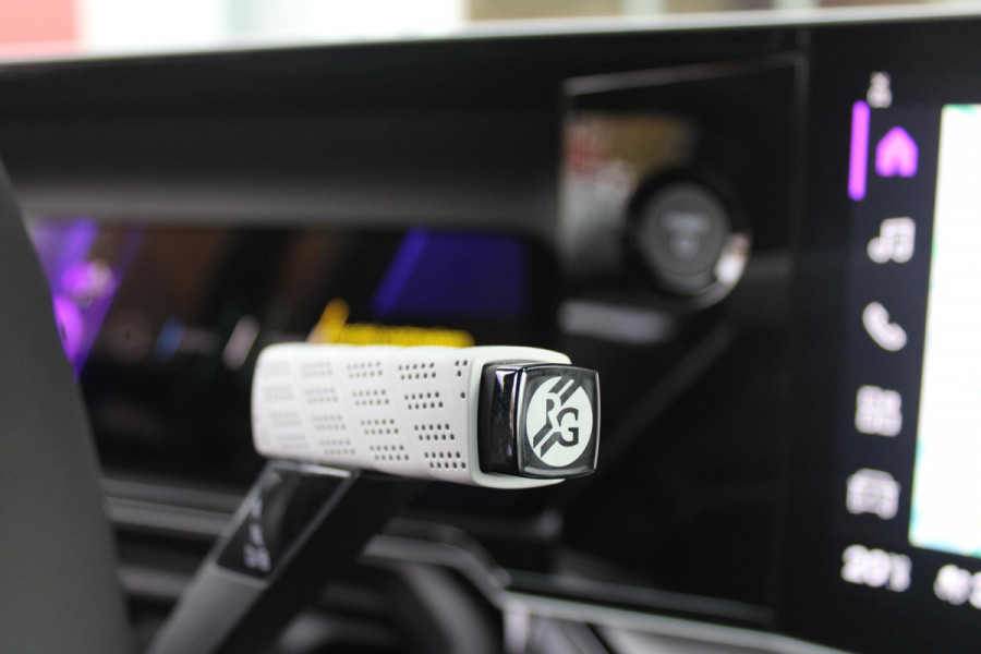 Renault 5 150PK COMFORT RANGE ROLAND-GARROS 52 kWh | NAVIGATIE SYSTEEM MET GOOGLE INTERGRATIE | HARMAN KARDON PREMIUM AUDIO | FULL LED KOPLAMPEN MET MICRO-OPTICS EN FRANSE VLAG | 10"R-LINK MULTIMEDIA | 18"GRONO LICHTMETALEN VELGEN | TWO-TONE CAROSSERIE KLEUR I.C.M. WARM TITANIUM DAKLIJSTEN | ELEKTRISCH VERWARMDE VOOR STOELEN / STUUR | BESTUURDERSSTOEL MET ELEKTRISCH VERSTELBARE LENDESTEUN | AUTOMATISCH INPARKEREN | FLANK GUARD PROTECTION | ADAPTIEVE CRUISE CONTROL MET STOP & GO | ACHTERUITRIJCAMERA | PRIVATIE GLASS | SFEERVERLICHTING IN DIVERSE KLEUREN | Renault 5 150PK COMFORT RANGE ROLAND-GARROS 52 kWh | NAVIGATIE SYSTEEM MET GOOGLE INTERGRATIE | HARMAN KARDON PREMIUM AUDIO | FULL LED KOPLAMPEN MET MICRO-OPTICS EN FRANSE VLAG | 10"R-LINK MULTIMEDIA | 18"GRONO LICHTMETALEN VELGEN | TWO-TONE CAROSSERIE KLEUR I.C.M. WARM TITANIUM DAKLIJSTEN | ELEKTRISCH VERWARMDE VOOR STOELEN / STUUR | BESTUURDERSSTOEL MET ELEKTRISCH VERSTELBARE LENDESTEUN | AUTOMATISCH INPARKEREN | FLANK GUARD PROTECTION | ADAPTIEVE CRUISE CONTROL MET STOP & GO | ACHTERUITRIJCAMERA | PRIVATIE GLASS | SFEERVERLICHTING IN DIVERSE KLEUREN |