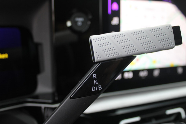 Renault 5 150PK COMFORT RANGE ROLAND-GARROS 52 kWh | NAVIGATIE SYSTEEM MET GOOGLE INTERGRATIE | HARMAN KARDON PREMIUM AUDIO | FULL LED KOPLAMPEN MET MICRO-OPTICS EN FRANSE VLAG | 10"R-LINK MULTIMEDIA | 18"GRONO LICHTMETALEN VELGEN | TWO-TONE CAROSSERIE KLEUR I.C.M. WARM TITANIUM DAKLIJSTEN | ELEKTRISCH VERWARMDE VOOR STOELEN / STUUR | BESTUURDERSSTOEL MET ELEKTRISCH VERSTELBARE LENDESTEUN | AUTOMATISCH INPARKEREN | FLANK GUARD PROTECTION | ADAPTIEVE CRUISE CONTROL MET STOP & GO | ACHTERUITRIJCAMERA | PRIVATIE GLASS | SFEERVERLICHTING IN DIVERSE KLEUREN | Renault 5 150PK COMFORT RANGE ROLAND-GARROS 52 kWh | NAVIGATIE SYSTEEM MET GOOGLE INTERGRATIE | HARMAN KARDON PREMIUM AUDIO | FULL LED KOPLAMPEN MET MICRO-OPTICS EN FRANSE VLAG | 10"R-LINK MULTIMEDIA | 18"GRONO LICHTMETALEN VELGEN | TWO-TONE CAROSSERIE KLEUR I.C.M. WARM TITANIUM DAKLIJSTEN | ELEKTRISCH VERWARMDE VOOR STOELEN / STUUR | BESTUURDERSSTOEL MET ELEKTRISCH VERSTELBARE LENDESTEUN | AUTOMATISCH INPARKEREN | FLANK GUARD PROTECTION | ADAPTIEVE CRUISE CONTROL MET STOP & GO | ACHTERUITRIJCAMERA | PRIVATIE GLASS | SFEERVERLICHTING IN DIVERSE KLEUREN |