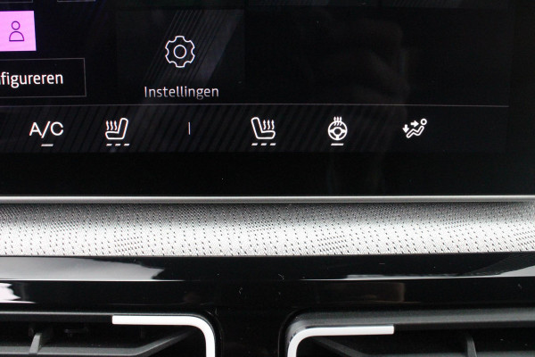 Renault 5 150PK COMFORT RANGE ROLAND-GARROS 52 kWh | NAVIGATIE SYSTEEM MET GOOGLE INTERGRATIE | HARMAN KARDON PREMIUM AUDIO | FULL LED KOPLAMPEN MET MICRO-OPTICS EN FRANSE VLAG | 10"R-LINK MULTIMEDIA | 18"GRONO LICHTMETALEN VELGEN | TWO-TONE CAROSSERIE KLEUR I.C.M. WARM TITANIUM DAKLIJSTEN | ELEKTRISCH VERWARMDE VOOR STOELEN / STUUR | BESTUURDERSSTOEL MET ELEKTRISCH VERSTELBARE LENDESTEUN | AUTOMATISCH INPARKEREN | FLANK GUARD PROTECTION | ADAPTIEVE CRUISE CONTROL MET STOP & GO | ACHTERUITRIJCAMERA | PRIVATIE GLASS | SFEERVERLICHTING IN DIVERSE KLEUREN | Renault 5 150PK COMFORT RANGE ROLAND-GARROS 52 kWh | NAVIGATIE SYSTEEM MET GOOGLE INTERGRATIE | HARMAN KARDON PREMIUM AUDIO | FULL LED KOPLAMPEN MET MICRO-OPTICS EN FRANSE VLAG | 10"R-LINK MULTIMEDIA | 18"GRONO LICHTMETALEN VELGEN | TWO-TONE CAROSSERIE KLEUR I.C.M. WARM TITANIUM DAKLIJSTEN | ELEKTRISCH VERWARMDE VOOR STOELEN / STUUR | BESTUURDERSSTOEL MET ELEKTRISCH VERSTELBARE LENDESTEUN | AUTOMATISCH INPARKEREN | FLANK GUARD PROTECTION | ADAPTIEVE CRUISE CONTROL MET STOP & GO | ACHTERUITRIJCAMERA | PRIVATIE GLASS | SFEERVERLICHTING IN DIVERSE KLEUREN |