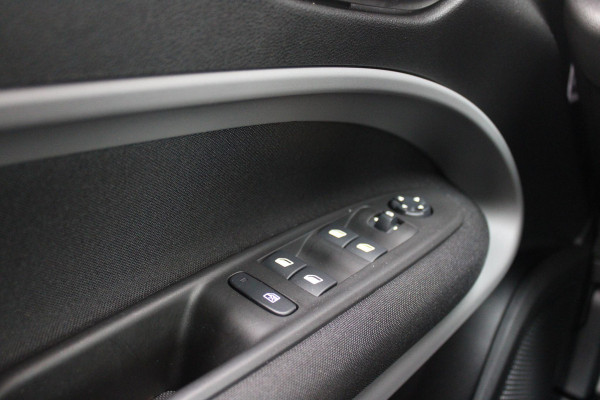 Jeep Avenger 1.2 Longitude | DAB+ RADIO | APPLE CARPLAY / ANDROID AUTO | CRUISE CONTROL | LED KOPLAMPEN / ACHTERLICHTEN |KEYLESS ENTRY/START | CRUISE CONTROL | PARKEERSENSOREN ACHTER | Jeep Avenger 1.2 Longitude | DAB+ RADIO | APPLE CARPLAY / ANDROID AUTO | CRUISE CONTROL | LED KOPLAMPEN / ACHTERLICHTEN |KEYLESS ENTRY/START | CRUISE CONTROL | PARKEERSENSOREN ACHTER |