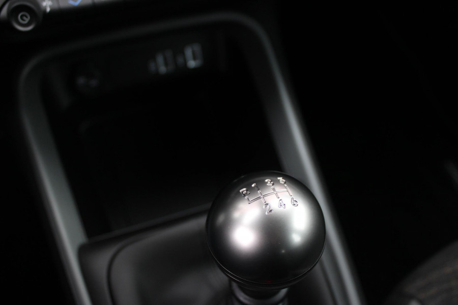 Jeep Avenger 1.2 Longitude | DAB+ RADIO | APPLE CARPLAY / ANDROID AUTO | CRUISE CONTROL | LED KOPLAMPEN / ACHTERLICHTEN |KEYLESS ENTRY/START | CRUISE CONTROL | PARKEERSENSOREN ACHTER | Jeep Avenger 1.2 Longitude | DAB+ RADIO | APPLE CARPLAY / ANDROID AUTO | CRUISE CONTROL | LED KOPLAMPEN / ACHTERLICHTEN |KEYLESS ENTRY/START | CRUISE CONTROL | PARKEERSENSOREN ACHTER |