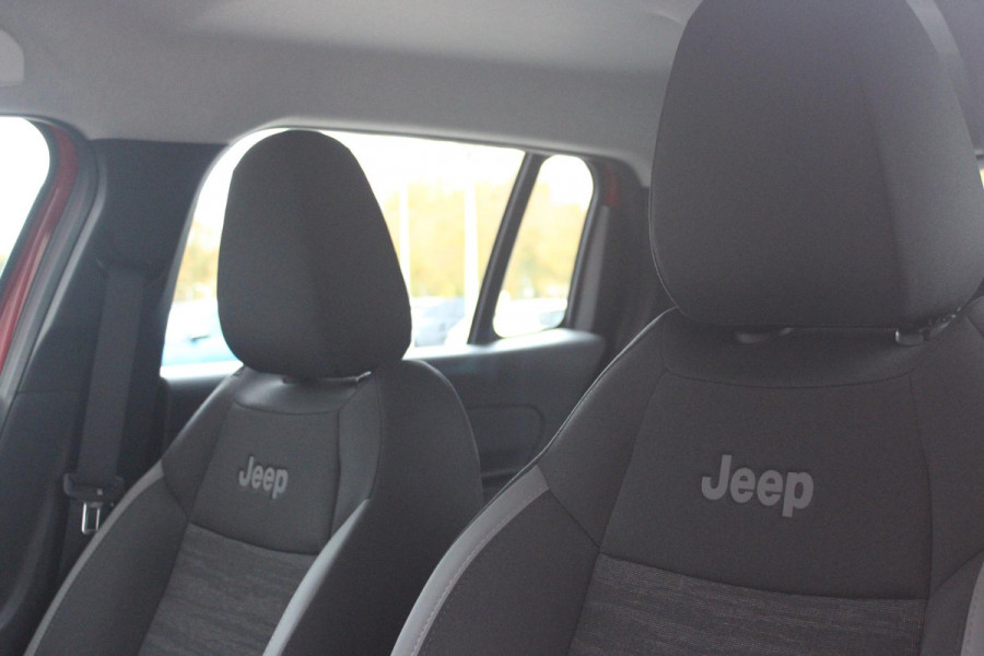 Jeep Avenger 1.2 Longitude | DAB+ RADIO | APPLE CARPLAY / ANDROID AUTO | CRUISE CONTROL | LED KOPLAMPEN / ACHTERLICHTEN |KEYLESS ENTRY/START | CRUISE CONTROL | PARKEERSENSOREN ACHTER | Jeep Avenger 1.2 Longitude | DAB+ RADIO | APPLE CARPLAY / ANDROID AUTO | CRUISE CONTROL | LED KOPLAMPEN / ACHTERLICHTEN |KEYLESS ENTRY/START | CRUISE CONTROL | PARKEERSENSOREN ACHTER |