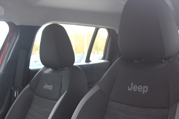 Jeep Avenger 1.2 Longitude | DAB+ RADIO | APPLE CARPLAY / ANDROID AUTO | CRUISE CONTROL | LED KOPLAMPEN / ACHTERLICHTEN |KEYLESS ENTRY/START | CRUISE CONTROL | PARKEERSENSOREN ACHTER | Jeep Avenger 1.2 Longitude | DAB+ RADIO | APPLE CARPLAY / ANDROID AUTO | CRUISE CONTROL | LED KOPLAMPEN / ACHTERLICHTEN |KEYLESS ENTRY/START | CRUISE CONTROL | PARKEERSENSOREN ACHTER |