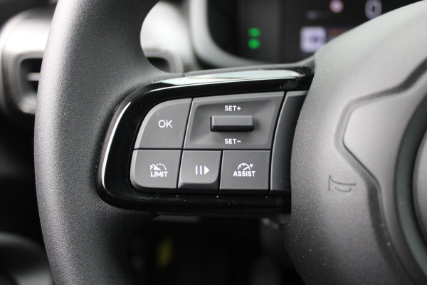 Jeep Avenger 1.2 Longitude | DAB+ RADIO | APPLE CARPLAY / ANDROID AUTO | CRUISE CONTROL | LED KOPLAMPEN / ACHTERLICHTEN |KEYLESS ENTRY/START | CRUISE CONTROL | PARKEERSENSOREN ACHTER | Jeep Avenger 1.2 Longitude | DAB+ RADIO | APPLE CARPLAY / ANDROID AUTO | CRUISE CONTROL | LED KOPLAMPEN / ACHTERLICHTEN |KEYLESS ENTRY/START | CRUISE CONTROL | PARKEERSENSOREN ACHTER |