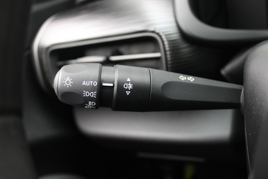 Jeep Avenger 1.2 Longitude | DAB+ RADIO | APPLE CARPLAY / ANDROID AUTO | CRUISE CONTROL | LED KOPLAMPEN / ACHTERLICHTEN |KEYLESS ENTRY/START | CRUISE CONTROL | PARKEERSENSOREN ACHTER | Jeep Avenger 1.2 Longitude | DAB+ RADIO | APPLE CARPLAY / ANDROID AUTO | CRUISE CONTROL | LED KOPLAMPEN / ACHTERLICHTEN |KEYLESS ENTRY/START | CRUISE CONTROL | PARKEERSENSOREN ACHTER |