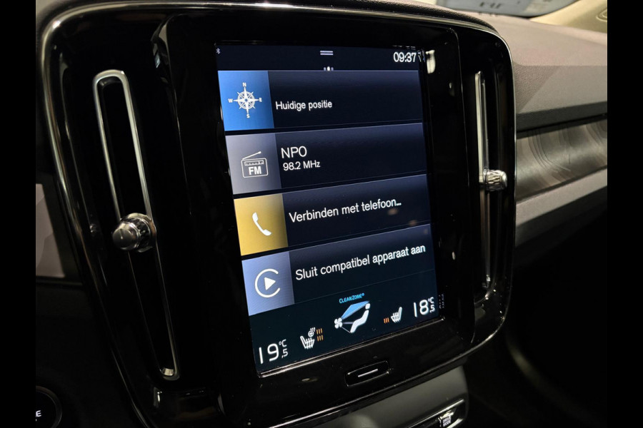 Volvo XC40 T5 Aut. Plug-in Hybrid Ultimate Bright Panoramadak Leder ACC 262pk Volvo XC40 T5 Aut. Plug-in Hybrid Ultimate Bright Panoramadak Leder ACC 262pk