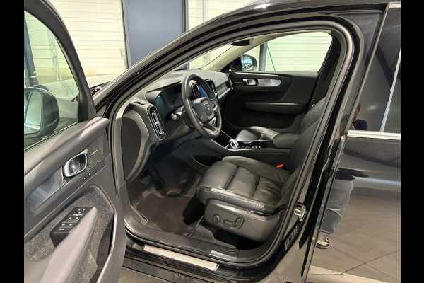 Volvo XC40 T5 Aut. Plug-in Hybrid Ultimate Bright Panoramadak Leder ACC 262pk Volvo XC40 T5 Aut. Plug-in Hybrid Ultimate Bright Panoramadak Leder ACC 262pk