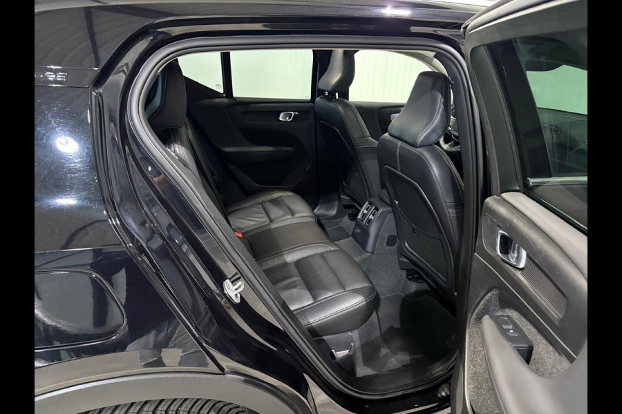 Volvo XC40 T5 Aut. Plug-in Hybrid Ultimate Bright Panoramadak Leder ACC 262pk Volvo XC40 T5 Aut. Plug-in Hybrid Ultimate Bright Panoramadak Leder ACC 262pk