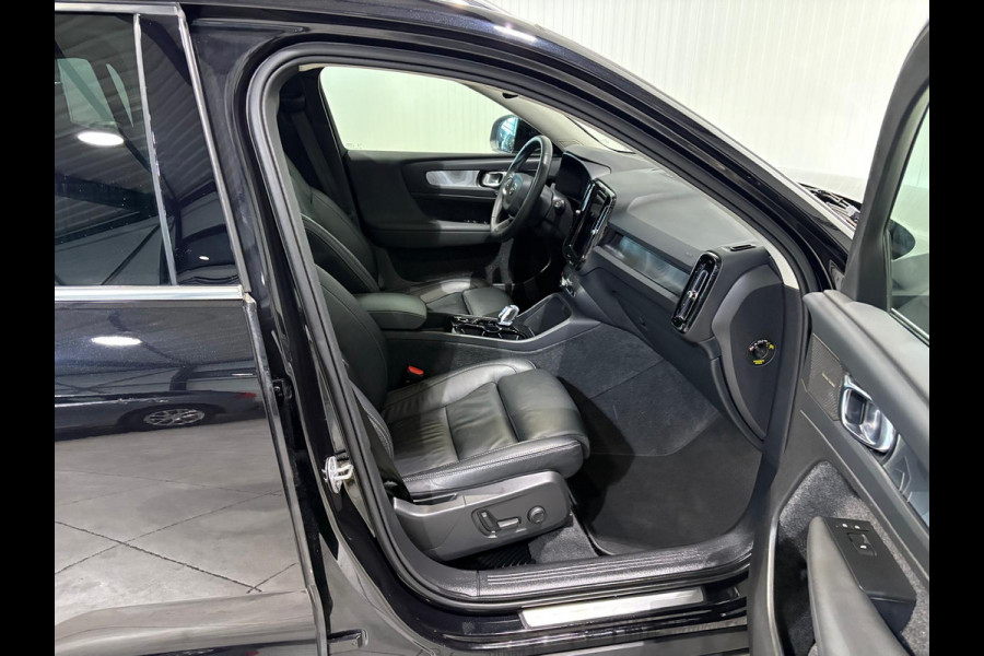 Volvo XC40 T5 Aut. Plug-in Hybrid Ultimate Bright Panoramadak Leder ACC 262pk Volvo XC40 T5 Aut. Plug-in Hybrid Ultimate Bright Panoramadak Leder ACC 262pk