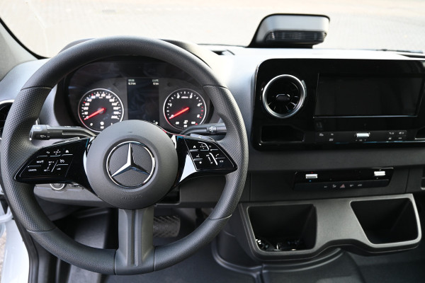 Mercedes-Benz Sprinter 317 CDI L3H2 Pro Smartphone integratie, 270 graden achterdeuren, Etc. Mercedes-Benz Sprinter 317 CDI L3H2 Pro Smartphone integratie, 270 graden achterdeuren, Etc.