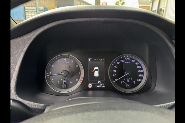 Hyundai Tucson 1.6 T-GDi Passion 4WD - Automaat I Panorama dak I Airco I Comfort pakket I Trekhaak I Dealer onderhoudenI Enz.... Hyundai Tucson 1.6 T-GDi Passion 4WD - Automaat I Panorama dak I Airco I Comfort pakket I Trekhaak I Dealer onderhoudenI Enz....