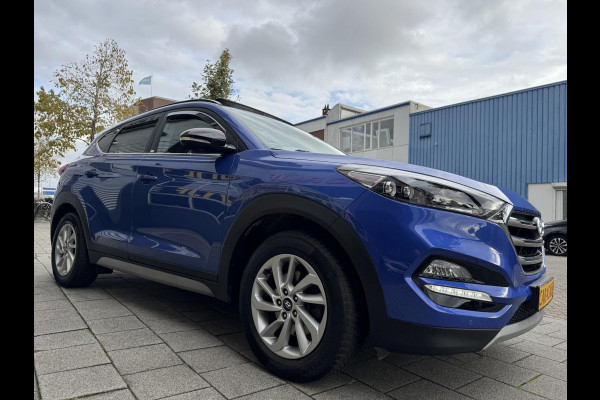 Hyundai Tucson 1.6 T-GDi Passion 4WD - Automaat I Panorama dak I Airco I Comfort pakket I Trekhaak I Dealer onderhoudenI Enz.... Hyundai Tucson 1.6 T-GDi Passion 4WD - Automaat I Panorama dak I Airco I Comfort pakket I Trekhaak I Dealer onderhoudenI Enz....