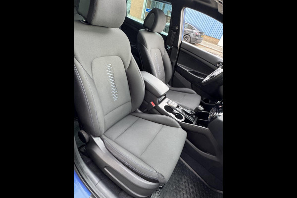 Hyundai Tucson 1.6 T-GDi Passion 4WD - Automaat I Panorama dak I Airco I Comfort pakket I Trekhaak I Dealer onderhoudenI Enz.... Hyundai Tucson 1.6 T-GDi Passion 4WD - Automaat I Panorama dak I Airco I Comfort pakket I Trekhaak I Dealer onderhoudenI Enz....