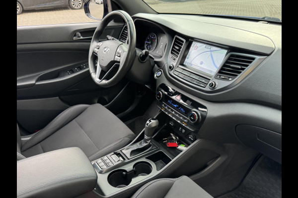 Hyundai Tucson 1.6 T-GDi Passion 4WD - Automaat I Panorama dak I Airco I Comfort pakket I Trekhaak I Dealer onderhoudenI Enz.... Hyundai Tucson 1.6 T-GDi Passion 4WD - Automaat I Panorama dak I Airco I Comfort pakket I Trekhaak I Dealer onderhoudenI Enz....