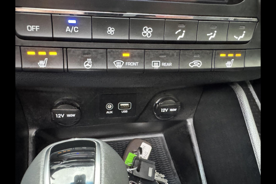 Hyundai Tucson 1.6 T-GDi Passion 4WD - Automaat I Panorama dak I Airco I Comfort pakket I Trekhaak I Dealer onderhoudenI Enz.... Hyundai Tucson 1.6 T-GDi Passion 4WD - Automaat I Panorama dak I Airco I Comfort pakket I Trekhaak I Dealer onderhoudenI Enz....