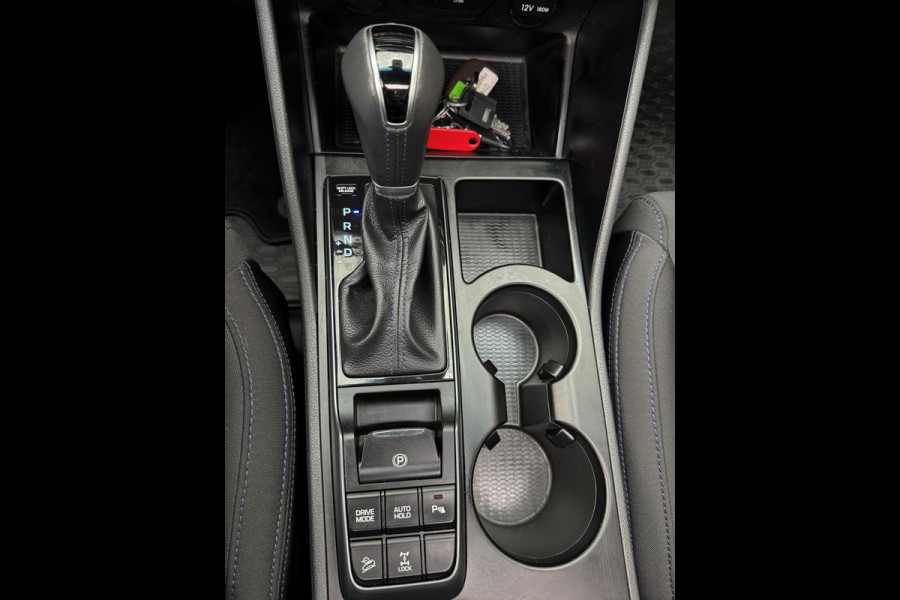 Hyundai Tucson 1.6 T-GDi Passion 4WD - Automaat I Panorama dak I Airco I Comfort pakket I Trekhaak I Dealer onderhoudenI Enz.... Hyundai Tucson 1.6 T-GDi Passion 4WD - Automaat I Panorama dak I Airco I Comfort pakket I Trekhaak I Dealer onderhoudenI Enz....