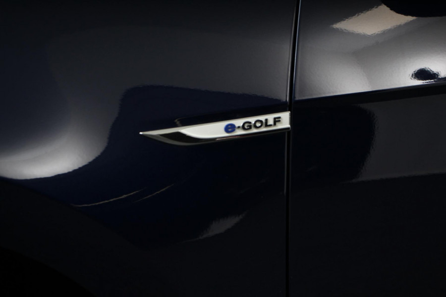 Volkswagen e-Golf Edition | Navigatie | Digitale Cockpit | Apple Carplay/Android Auto | Bluetooth | Cruise control adaptive | Lichtmetalen Velgen 17" | Camera | Parkeer sensoren | Stoelverwarming Volkswagen e-Golf Edition | Navigatie | Digitale Cockpit | Apple Carplay/Android Auto | Bluetooth | Cruise control adaptive | Lichtmetalen Velgen 17" | Camera | Parkeer sensoren | Stoelverwarming
