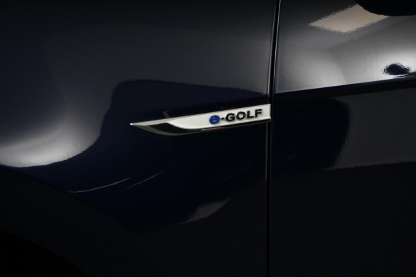 Volkswagen e-Golf Edition | Navigatie | Digitale Cockpit | Apple Carplay/Android Auto | Bluetooth | Cruise control adaptive | Lichtmetalen Velgen 17" | Camera | Parkeer sensoren | Stoelverwarming Volkswagen e-Golf Edition | Navigatie | Digitale Cockpit | Apple Carplay/Android Auto | Bluetooth | Cruise control adaptive | Lichtmetalen Velgen 17" | Camera | Parkeer sensoren | Stoelverwarming