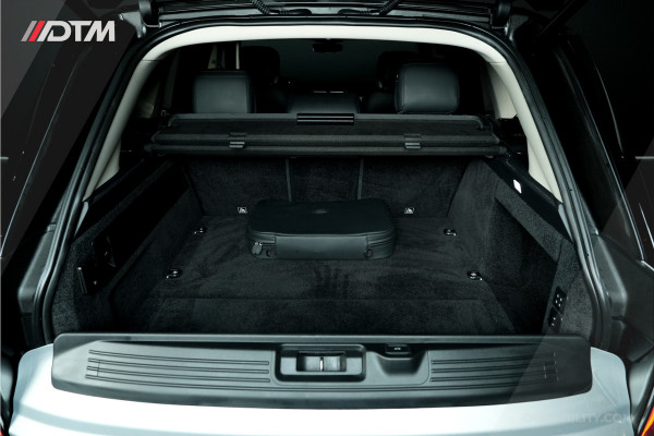 Land Rover Range Rover P400e Vogue | Head-up | Matrix | Koelkast | Panoramadak Land Rover Range Rover P400e Vogue | Head-up | Matrix | Koelkast | Panoramadak