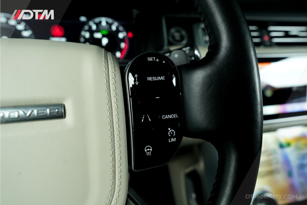 Land Rover Range Rover P400e Vogue | Head-up | Matrix | Koelkast | Panoramadak Land Rover Range Rover P400e Vogue | Head-up | Matrix | Koelkast | Panoramadak