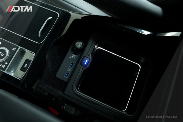 Land Rover Range Rover P400e Vogue | Head-up | Matrix | Koelkast | Panoramadak Land Rover Range Rover P400e Vogue | Head-up | Matrix | Koelkast | Panoramadak