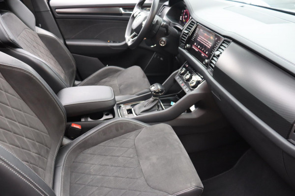 Škoda Kodiaq 1.5 TSI Sportline Business org.Nl el.trekhaak el.schuifdak canton stuur+stoelverw. el.klep Škoda Kodiaq 1.5 TSI Sportline Business org.Nl el.trekhaak el.schuifdak canton stuur+stoelverw. el.klep