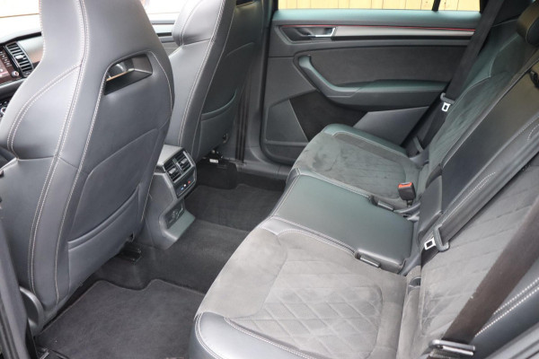 Škoda Kodiaq 1.5 TSI Sportline Business org.Nl el.trekhaak el.schuifdak canton stuur+stoelverw. el.klep Škoda Kodiaq 1.5 TSI Sportline Business org.Nl el.trekhaak el.schuifdak canton stuur+stoelverw. el.klep